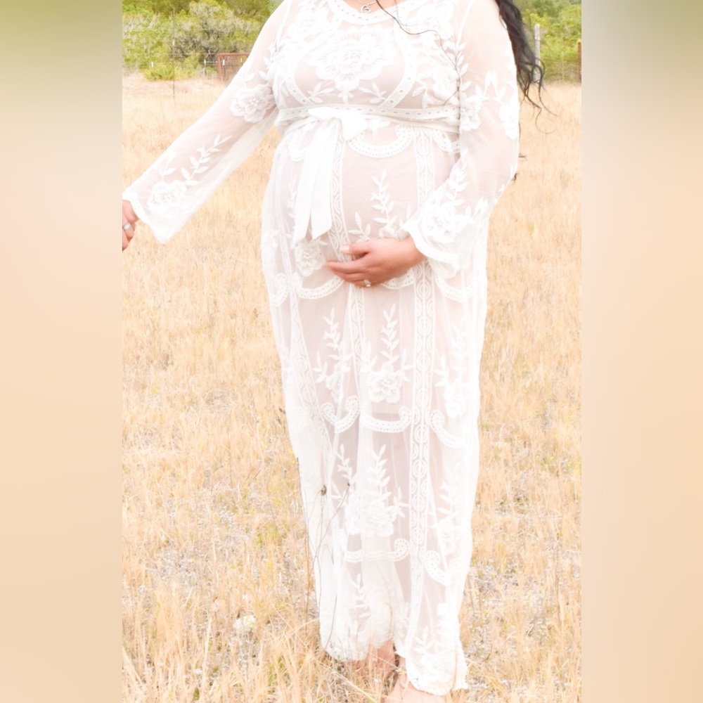 Maternity Elegant Sheer Lace Dress